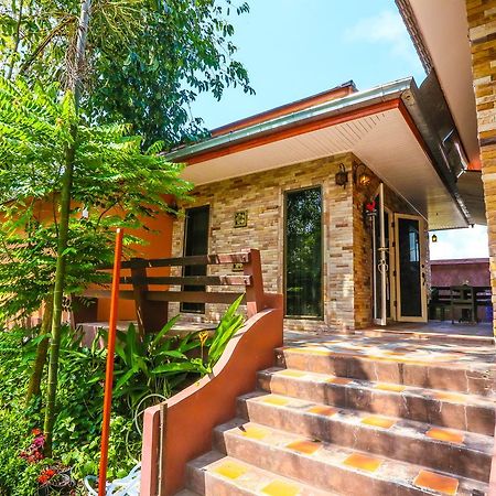 Phalaburi Resort Ban Chang  Exterior photo