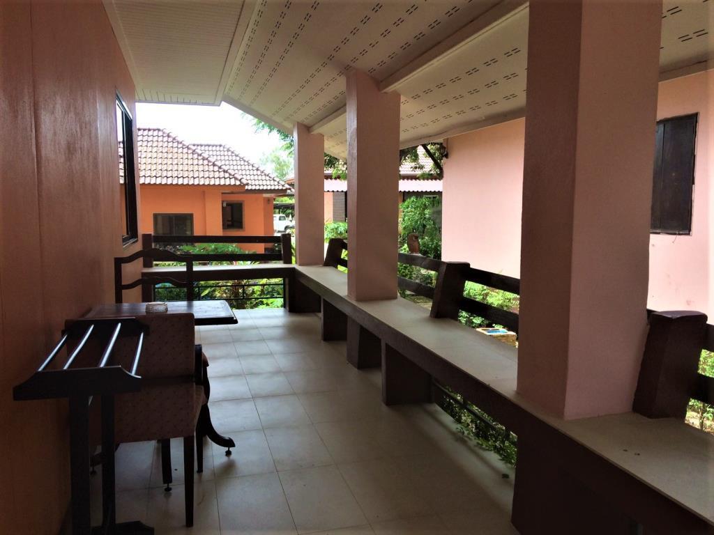 Phalaburi Resort Ban Chang  Exterior photo