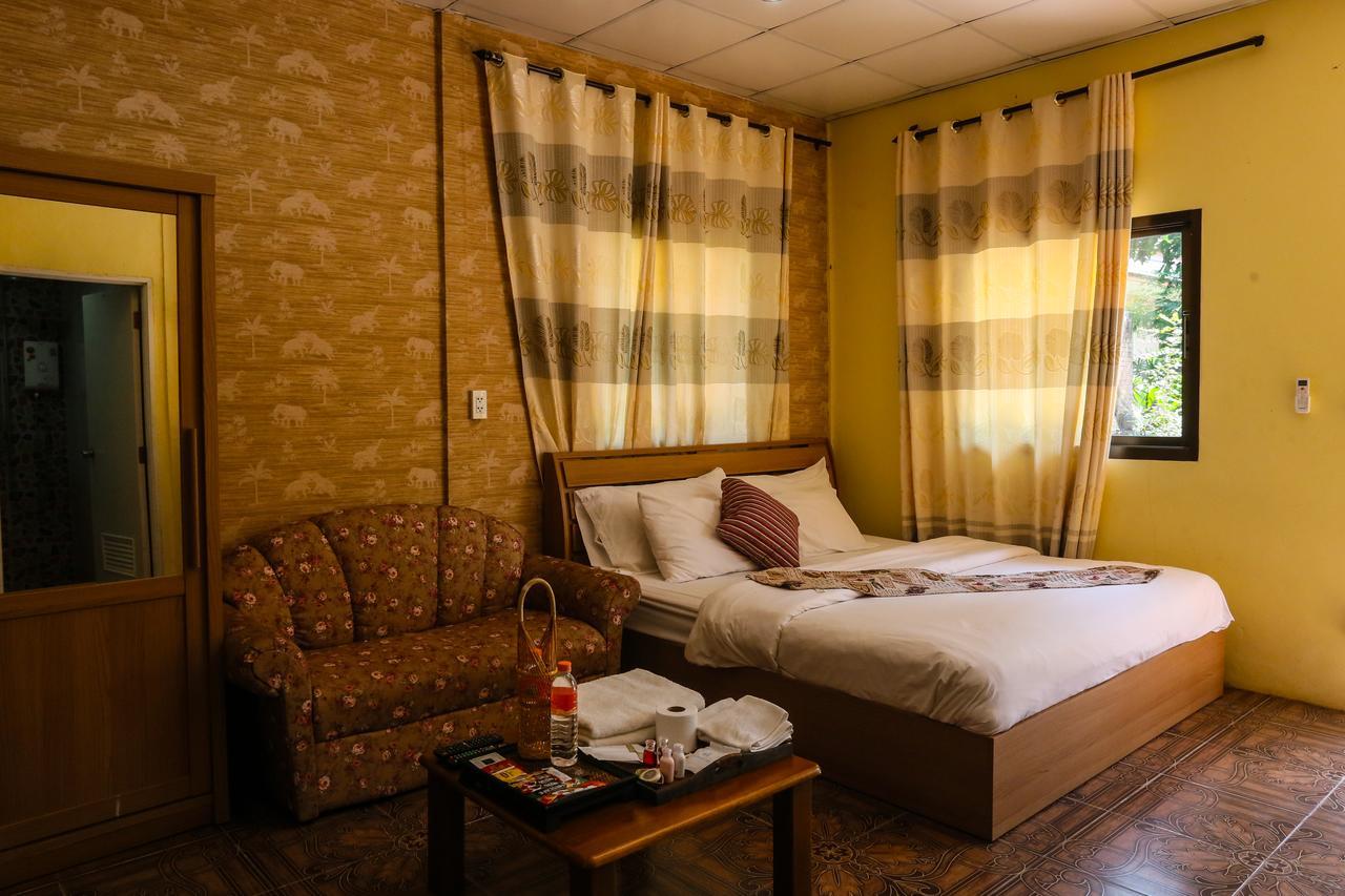 Phalaburi Resort Ban Chang  Exterior photo
